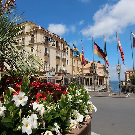 Piazza Tasso Relais Hotel 2*