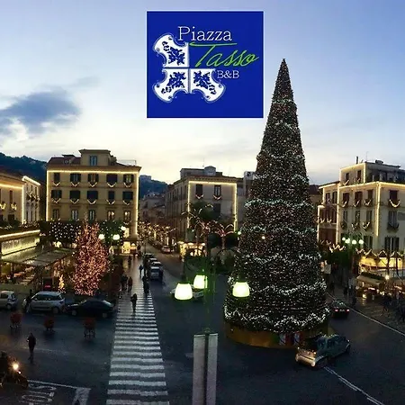Hotel Piazza Tasso Relais 2*