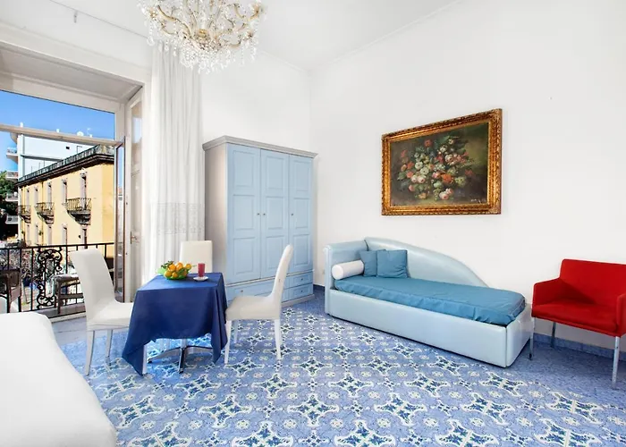 Hotel Piazza Tasso Relais 2*