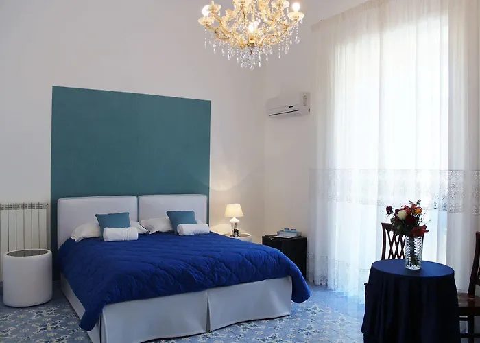 فندق Piazza Tasso Relais 2*