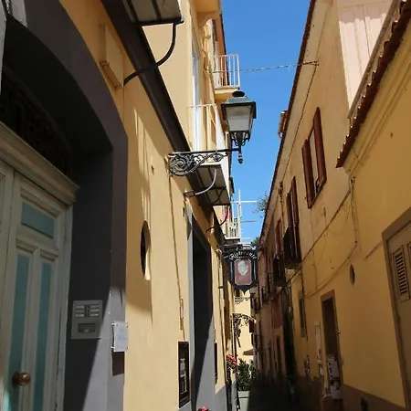 Szálloda Piazza Tasso Relais 2*