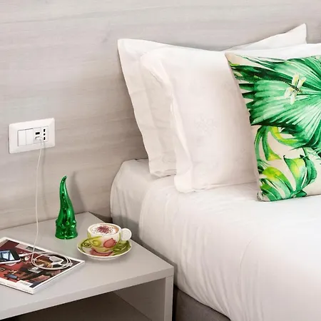 Szálloda Piazza Tasso Relais 2*
