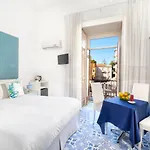 Hotell Piazza Tasso Relais 2*