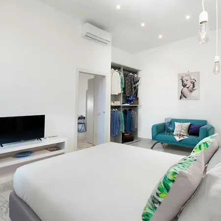 호텔 Piazza Tasso Relais 2*