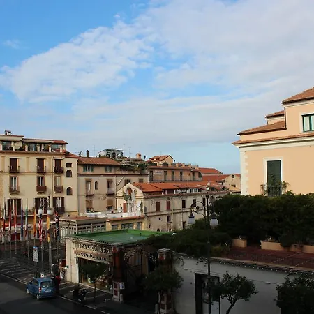 Piazza Tasso Relais 소렌토