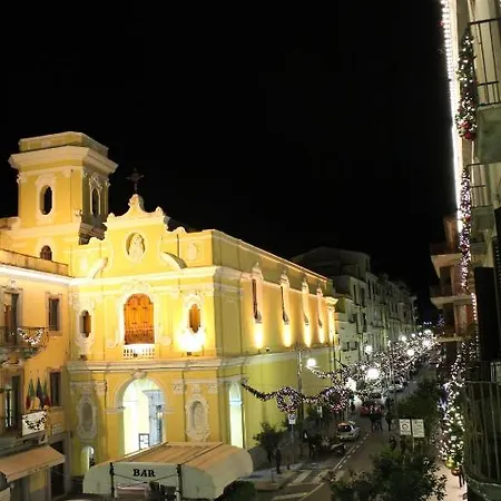 호텔 Piazza Tasso Relais 2*