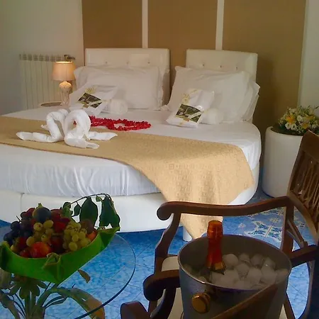 ピアッツァ タッソ B＆b